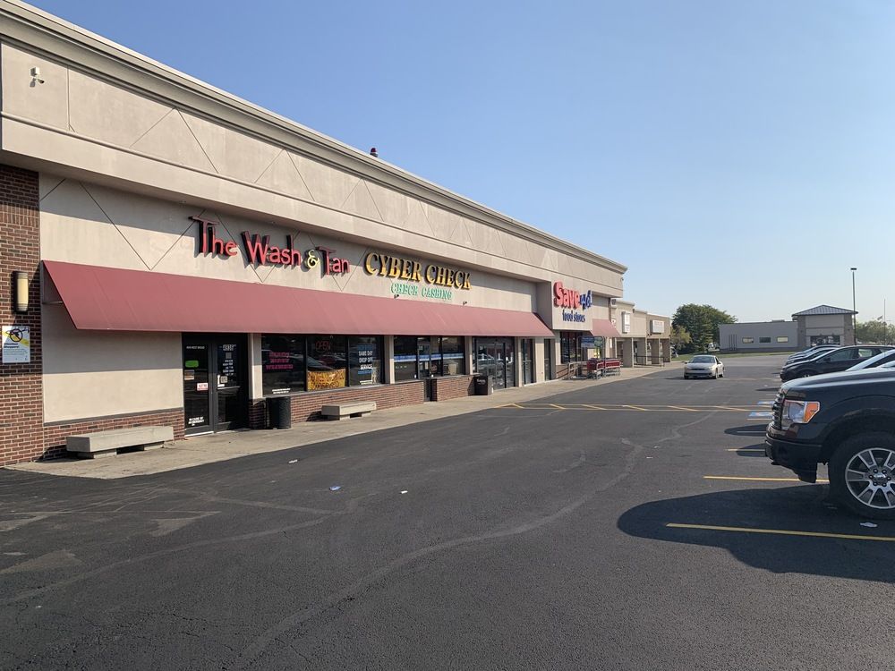 Save-A-Lot Anchored Center: 4900 West Broad Street, Columbus, OH 43228